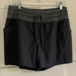 {RBX} performance shorts